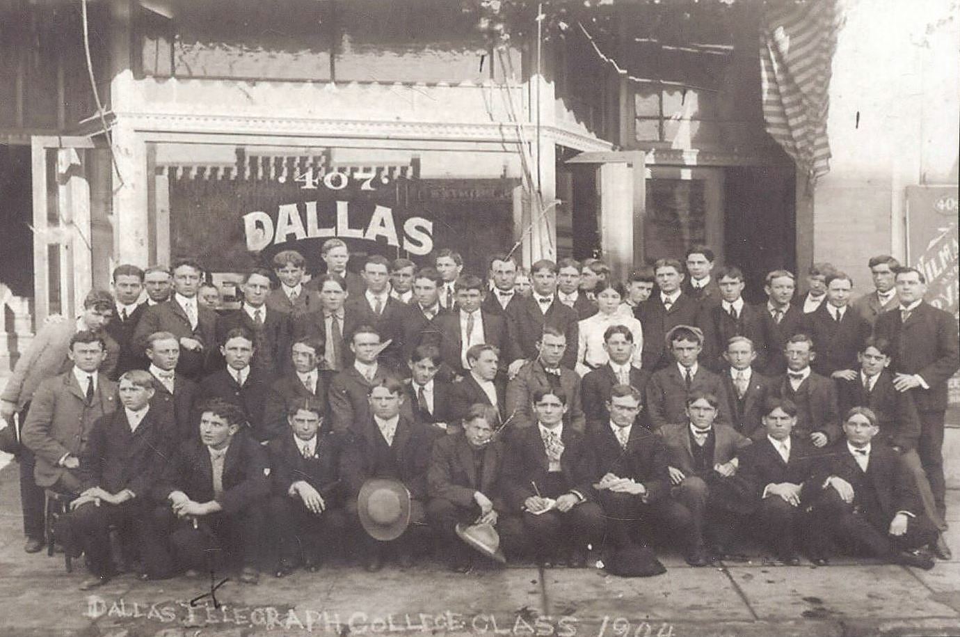 dallas-telegraph-college_1904_ebay