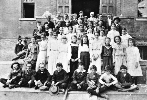 san-jacinto-school_6th-grade_1899-1900