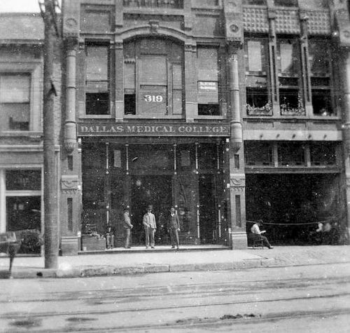 dallas-med-college_1903_utsw