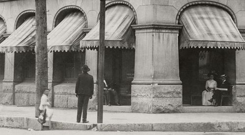 dmn-bldg_c1900_degolyer-3