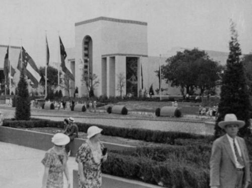 tx-centennial_strolling_fwpl