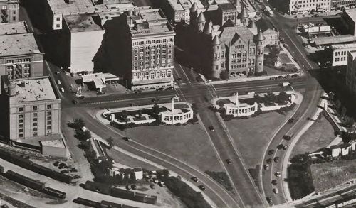 tyler-service-stn_degolyer_1949-det1