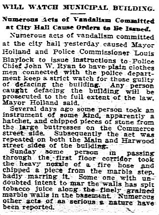 municipal-bldg_dmn_111014-vandalism