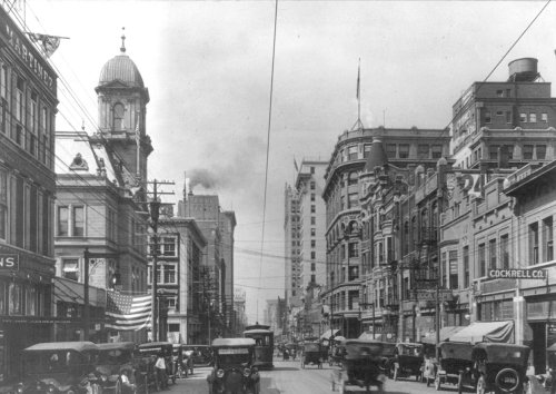 downtown_ca1917_LOC