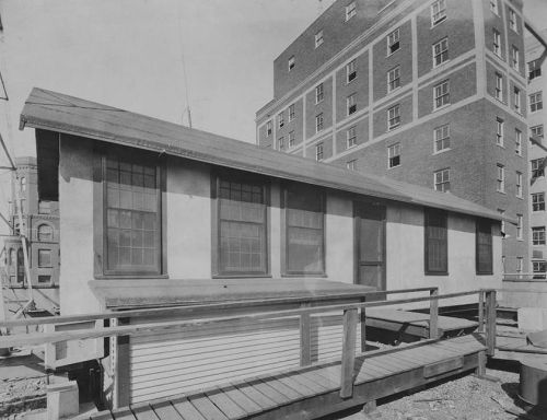 wfaa_rooftop-broadcasting-room_belo-degolyer