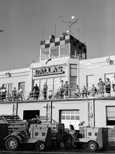 american-airlines_russell-lee_briscoe-1