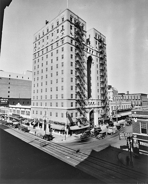 hilton-hotel_1930_portal_sm