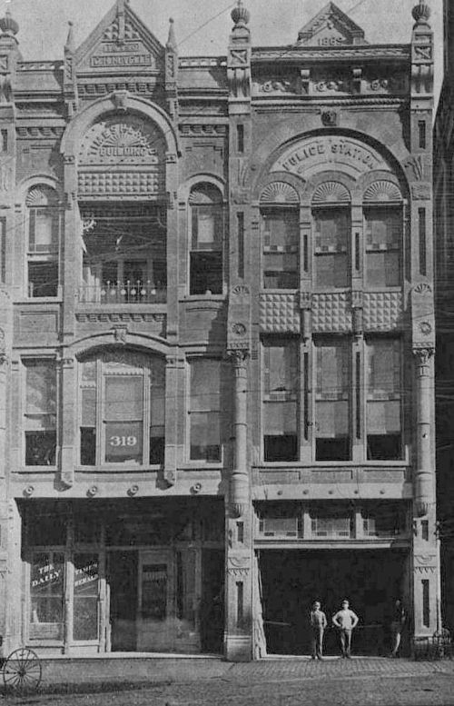 fire-dept_commerce-akard_engine-co-4_1901