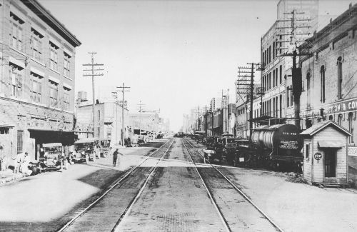 pacific-ave_showing-t-and-p-tracks_1920