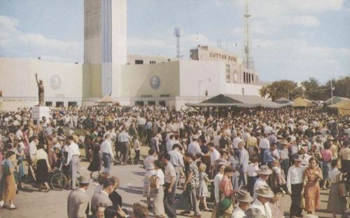 statue-of-liberty_fair-park_flickr_coltera