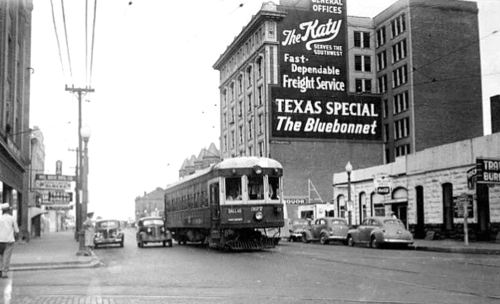 m-k-t_katy-bldg_flickr_coltera