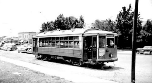 couch-bldg_061347_ebay