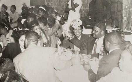 rose-room_photo_green-cover_ebay