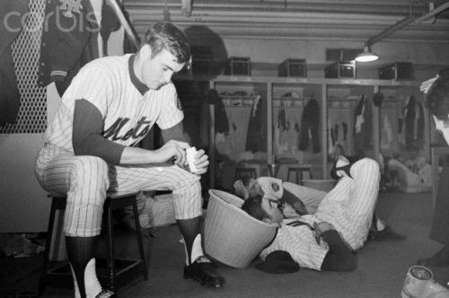 baseball_nolan-ryan_pickle-juice_1968_corbis