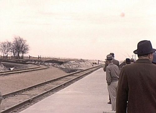 white-rock-station_track_portal