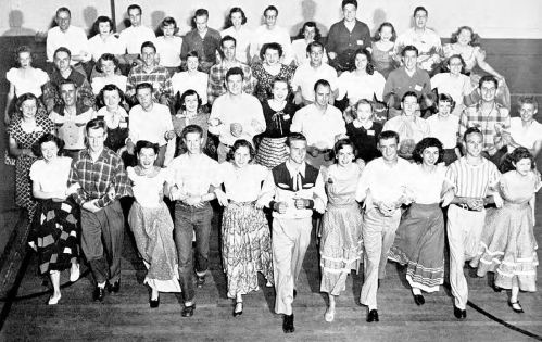 square-dancing_promenaders_smu_1951-yrbk