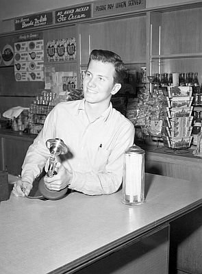 Pat Boone, Host of Channel 5's “Teen Times” — 1954 | Flashback
