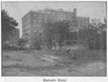 majestic-hotel_come-to-dallas_degolyer_SMU_ca1905