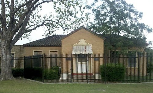 little-house_waterwoks_greenville-ave_bosse