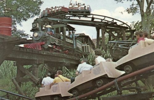 six-flags-over-texas_three-rides_postcard_ken-collier