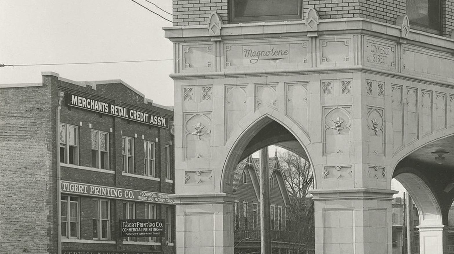 magnolia-gas-station_atlantic-terra-cotta-co-coll_UT_frank-rogers_det-2
