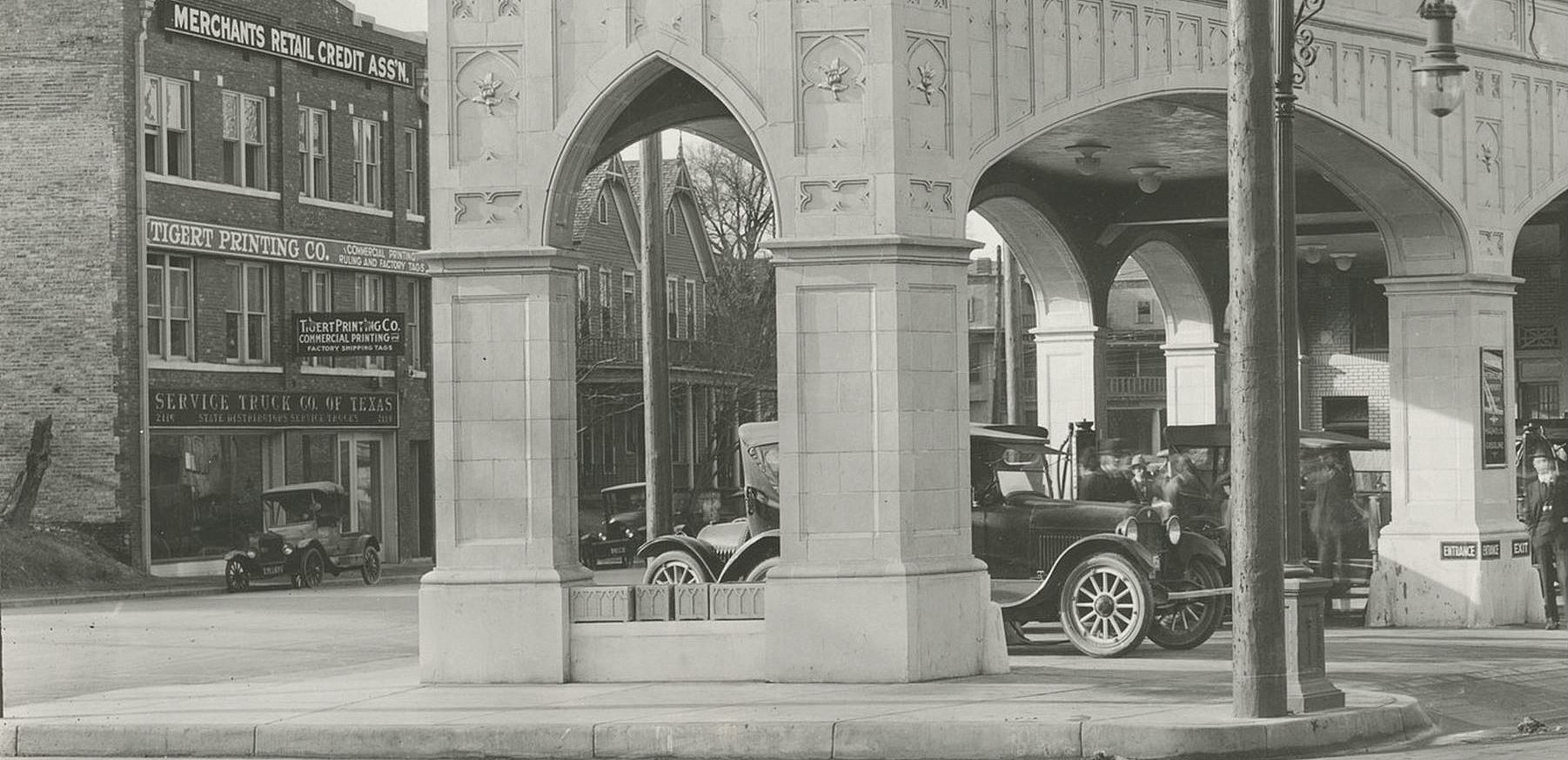 magnolia-gas-station_atlantic-terra-cotta-co-coll_UT_frank-rogers_det-5
