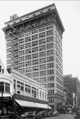 praetorian_william-langley_DPL_ca-1940