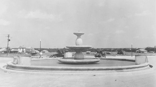 snider-plaza-fountain_1927_galloway_dpl_1200