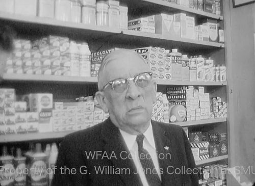 university-pharmacy-protest_WFAA_jan-1961_5_c-r-bright
