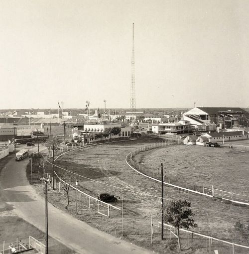 tx-centennial_cavalcade-race-track_1936_ebay