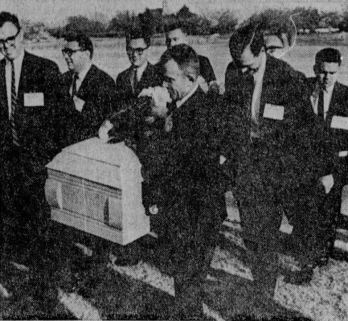 oswald-funeral_FWST_1963