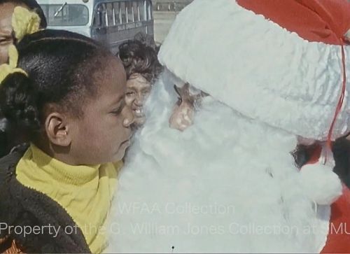 santa-1970_122370_WFAA_SMU_3
