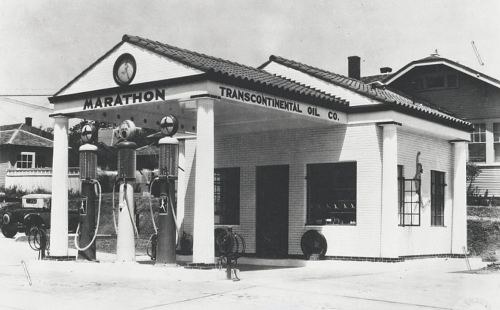 marathon_transcontinental-oil_gas-station_smithsonian_1930