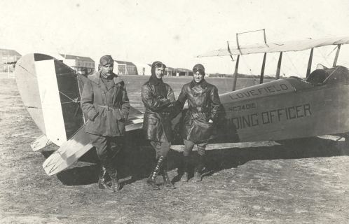 WWI_love-field_pilots_nov-1918_degolyer-library_SMU