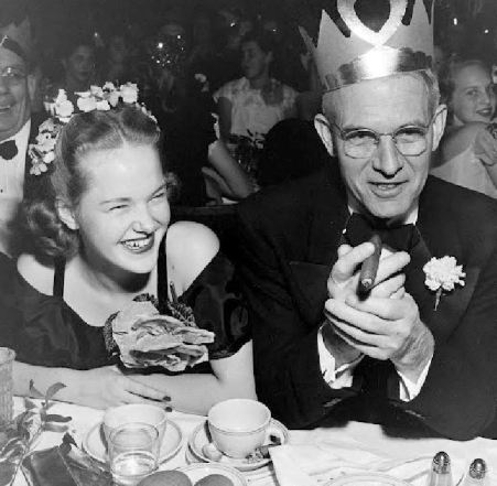 hockaday_dads-day_life-mag_cornell-capa_1947_baker-hotel