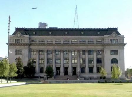 municipal-bldg_jury-duty_102610_bosse