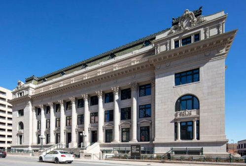 municipal-bldg_UNT-law-school_post-restoration