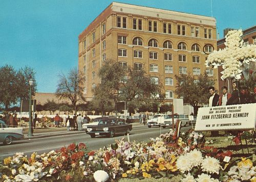 JFK_postcard_memorial_flowers_melton